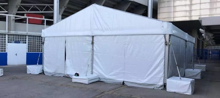 Carpas resistentes al viento: la mejor protección para tus eventos al aire libre